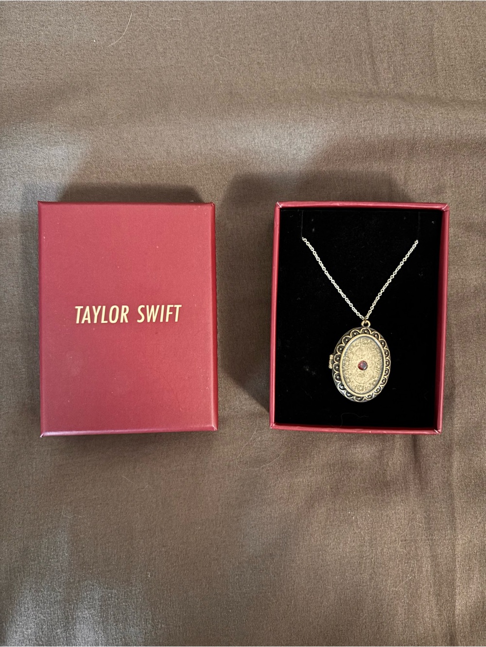 Taylor Swift We’ll Run Locket Red (Taylor’s Version)